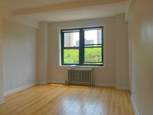 850 Amsterdam Avenue - Photo 0