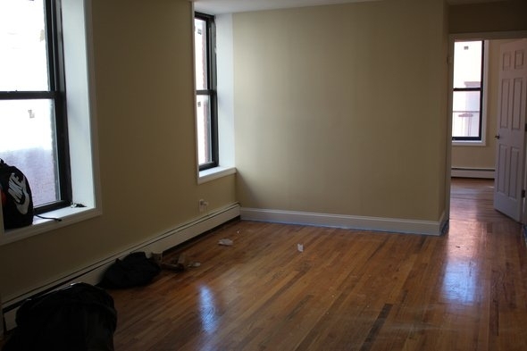 951 Putnam Ave - Photo 9