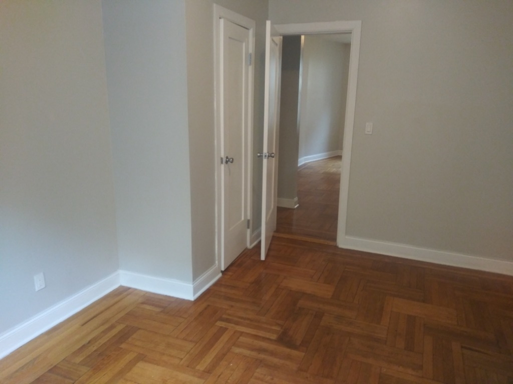 446 Ocean Ave - Photo 3