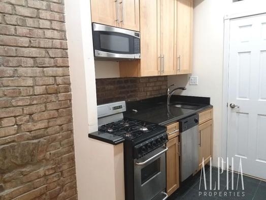 493 2nd Ave. - Photo 2