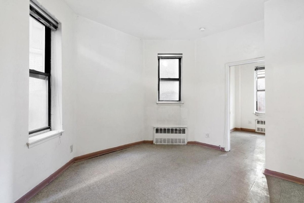 10 West 107th Street - Photo 0