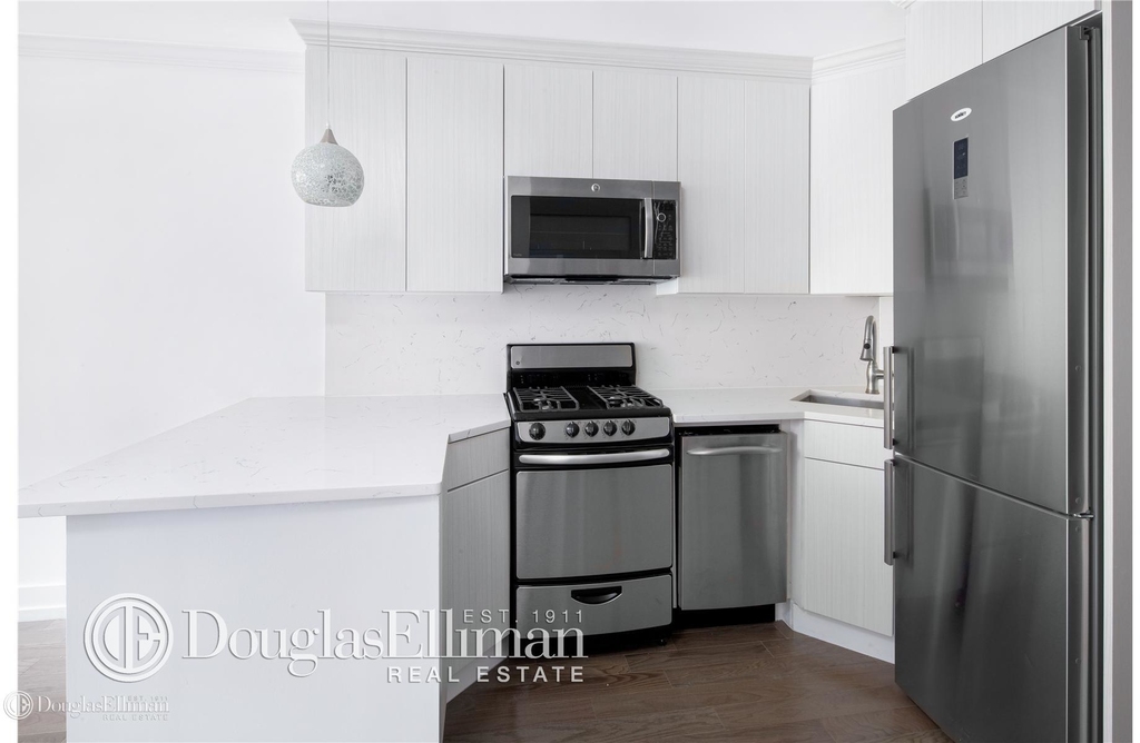 330 East 63rd St - Photo 0