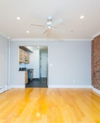 120 Christopher Street - Photo 1