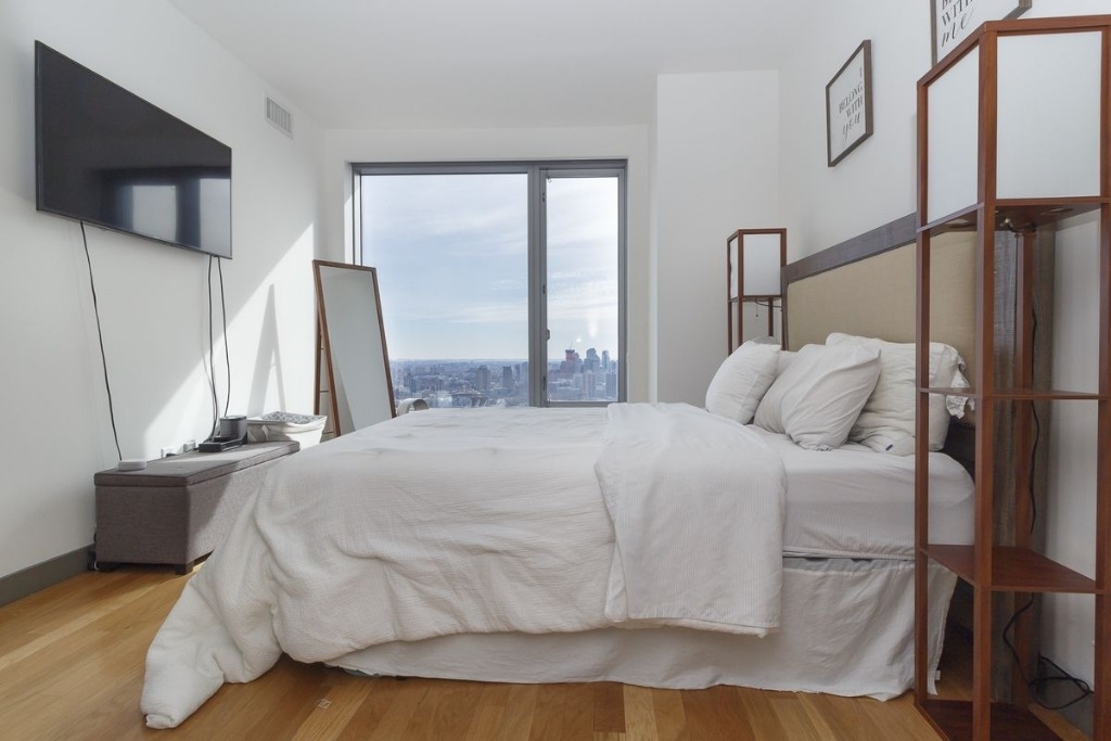 8 Spruce Street - Photo 1