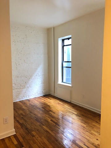 226 East 29th Street - Photo 5