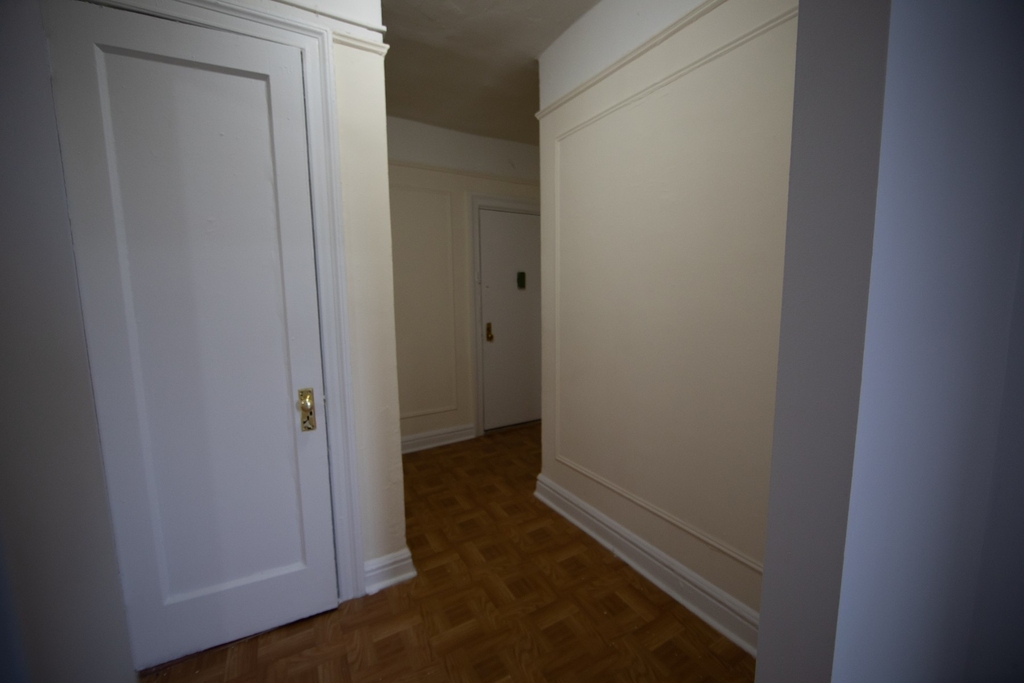 200 Dyckman Street - Photo 5