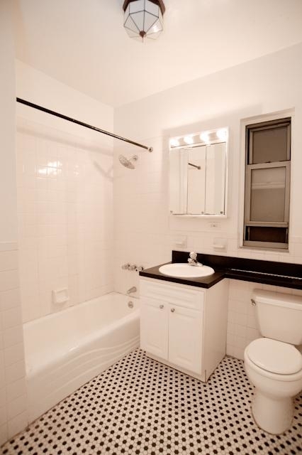 111 East 31st Street - Photo 3