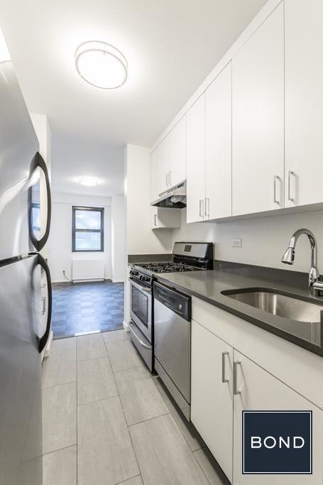 401 East 88th Street - Photo 1