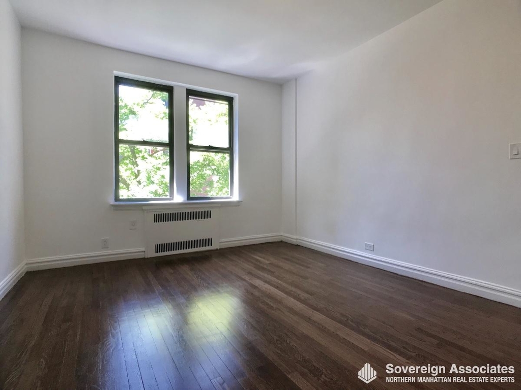 3240 Henry Hudson Parkway East - Photo 3