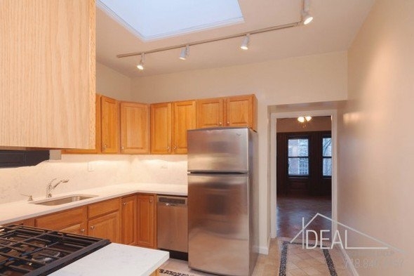 487 4th Street - Photo 3