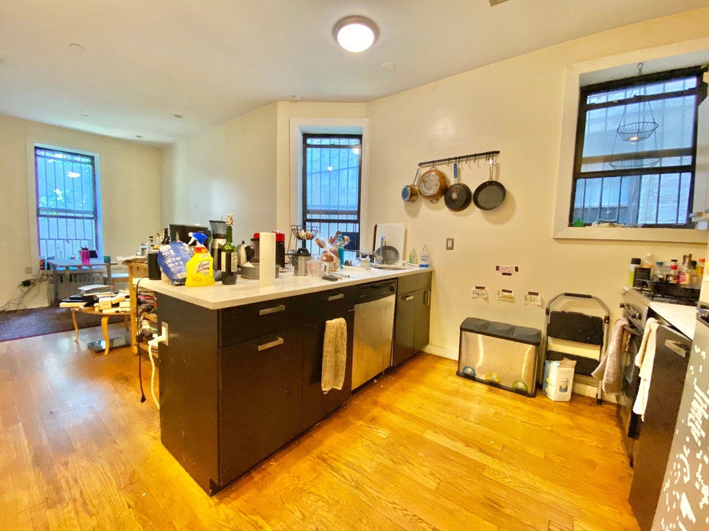 169 Rogers Avenue - Photo 0