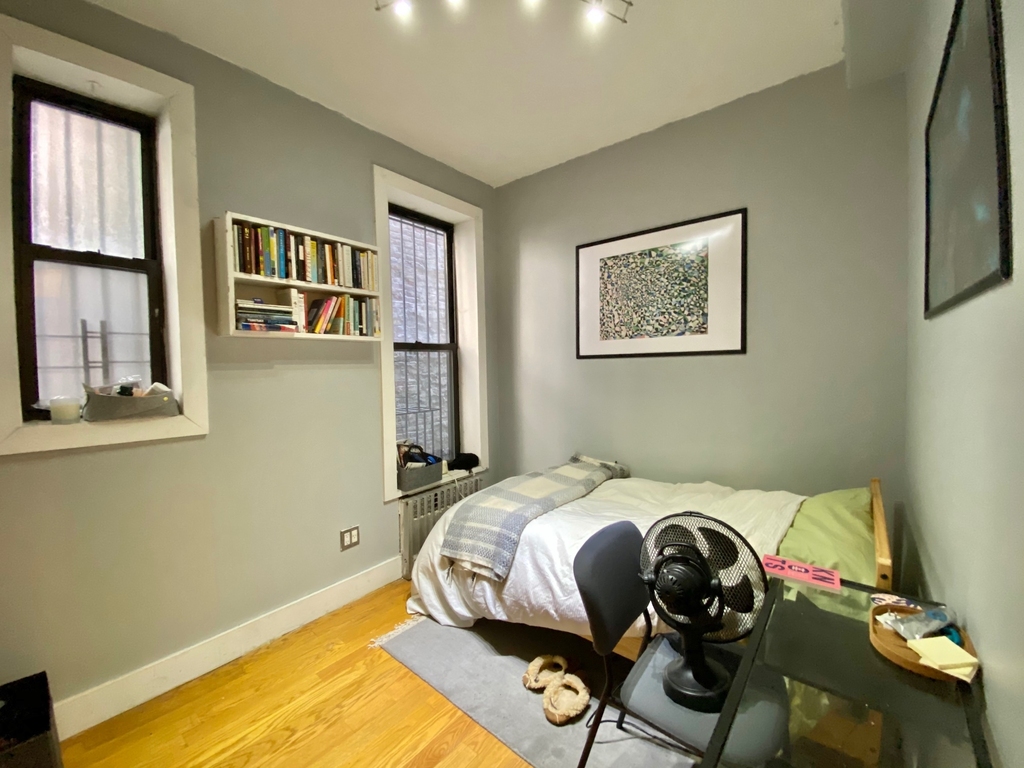 169 Rogers Avenue - Photo 3