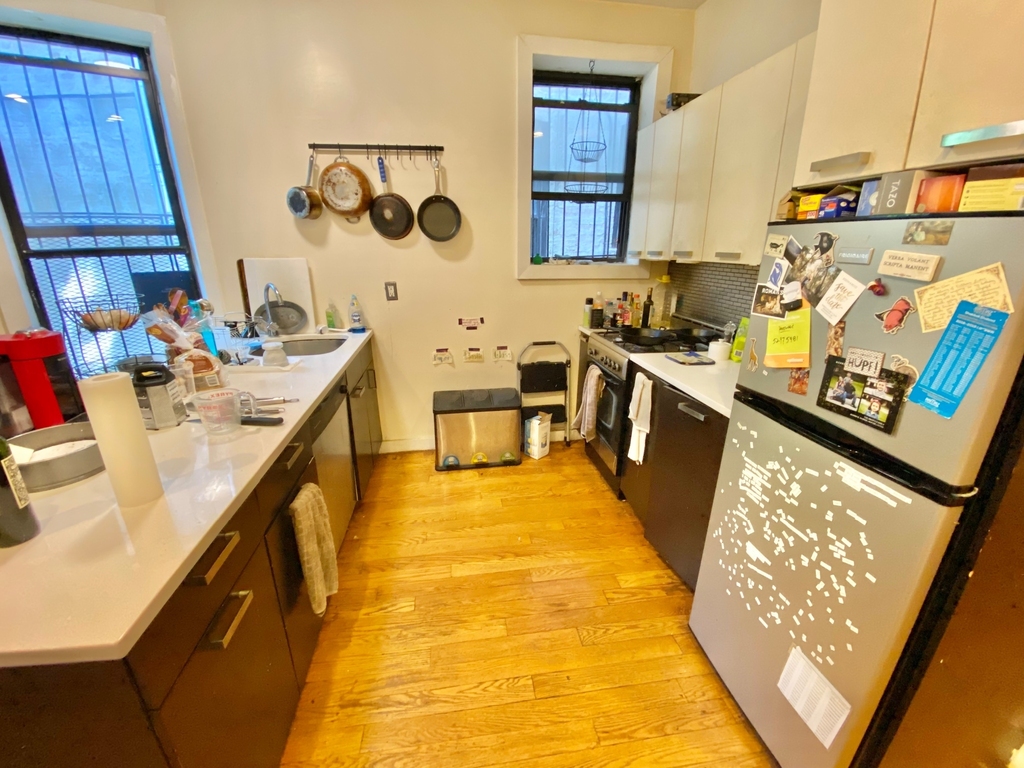 169 Rogers Avenue - Photo 5