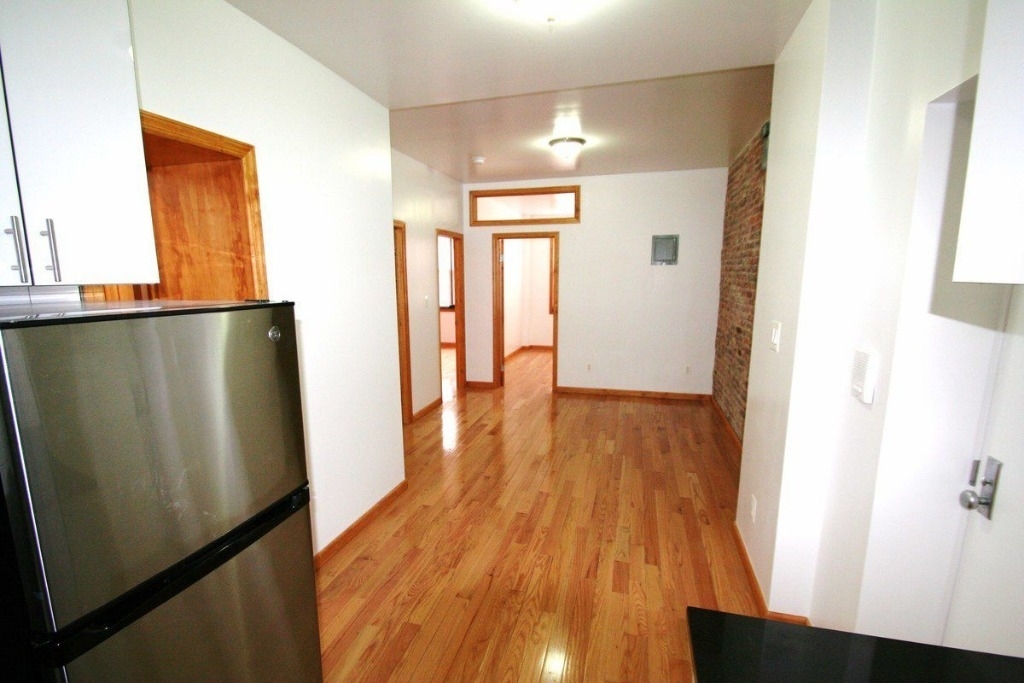 321 E 108th  - Photo 1