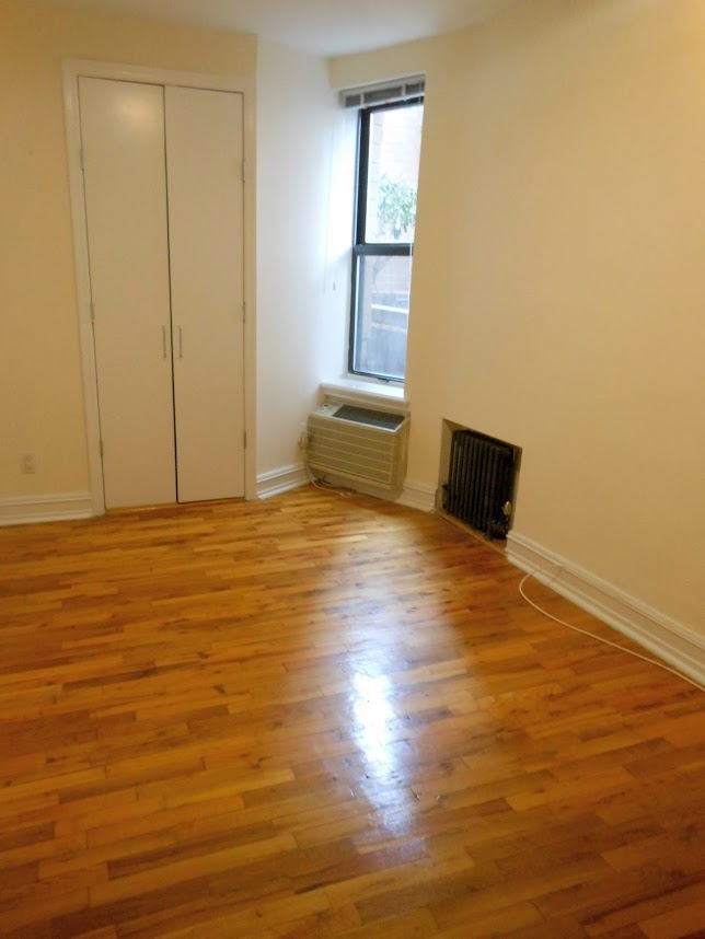 148 W 68th St. - Photo 2