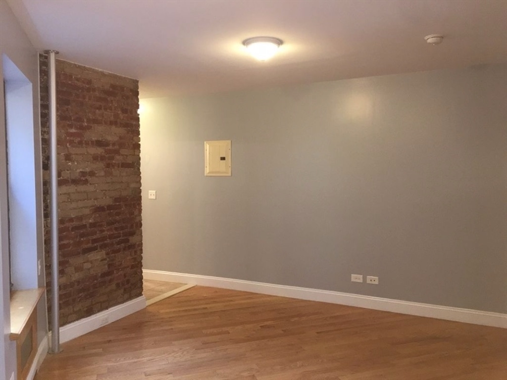 424 East 116th Street - Photo 3