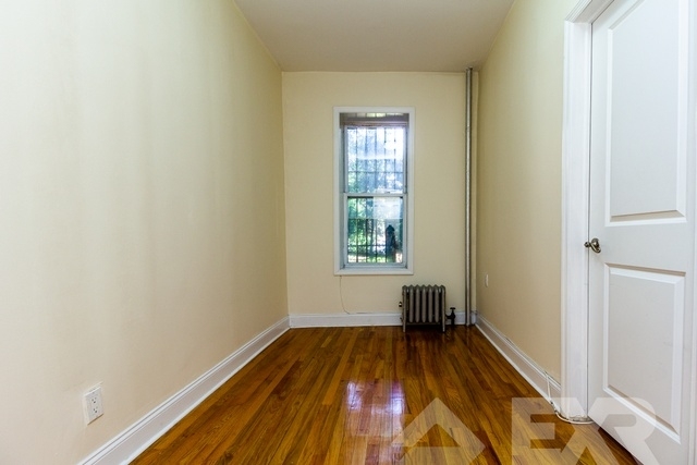 709 Dekalb Avenue - Photo 4