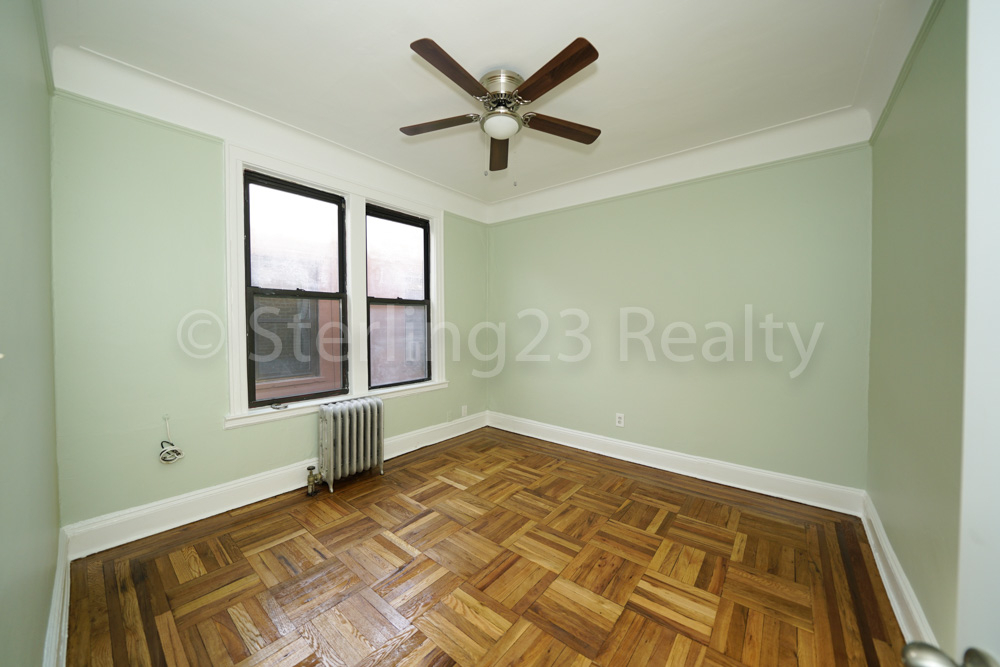 23-77 28th Street - Photo 5