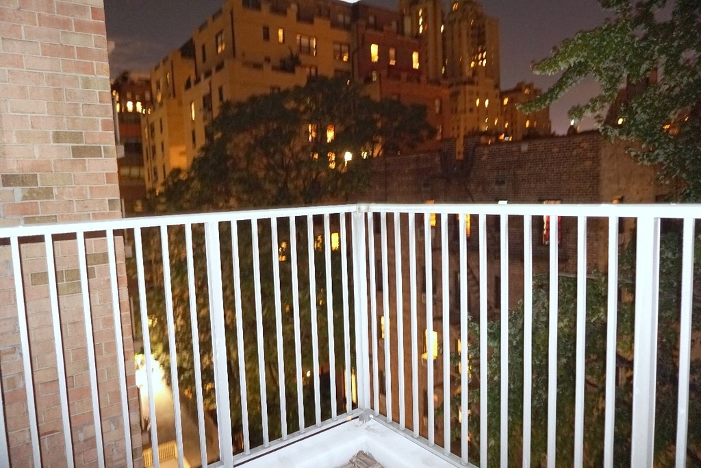 West 93rd Street - Photo 14