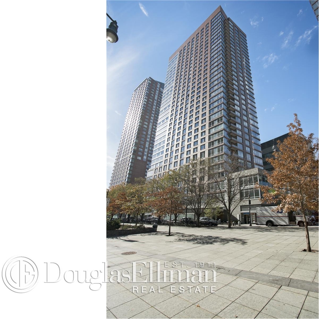 30 West St - Photo 12