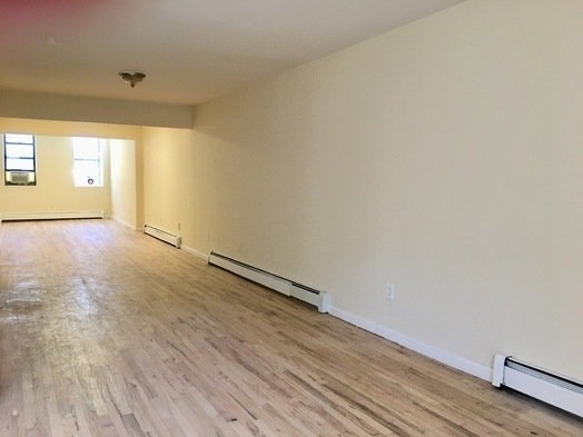 1727 Lexington Avenue - Photo 2