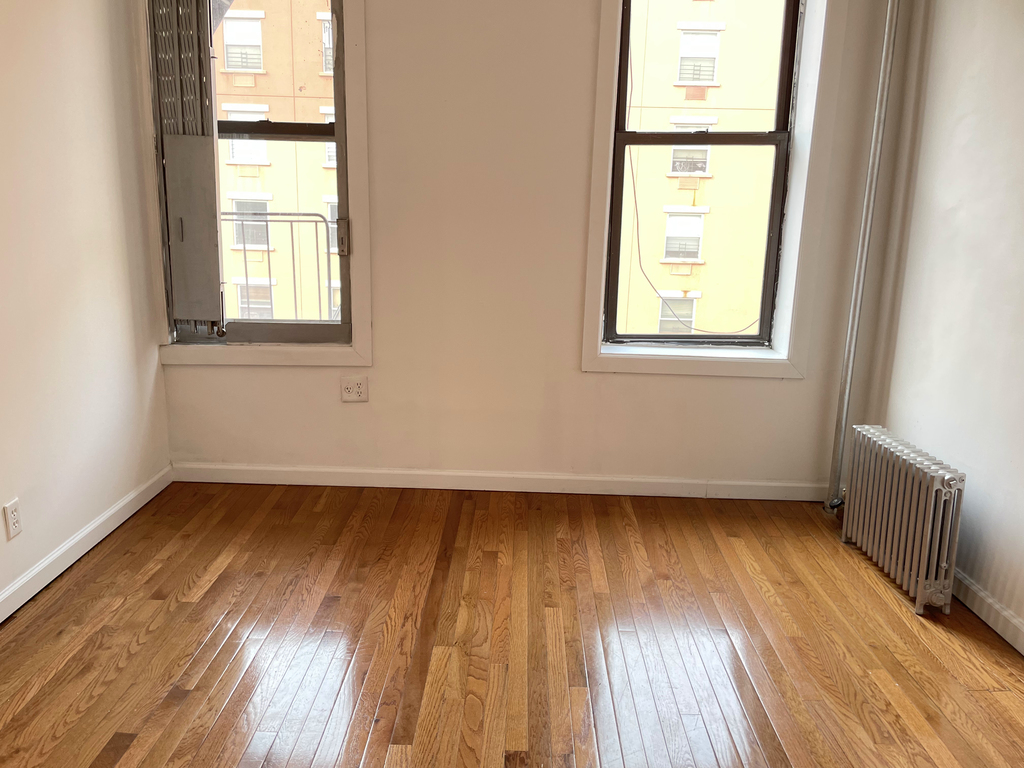 305 West 116th Street - Photo 6