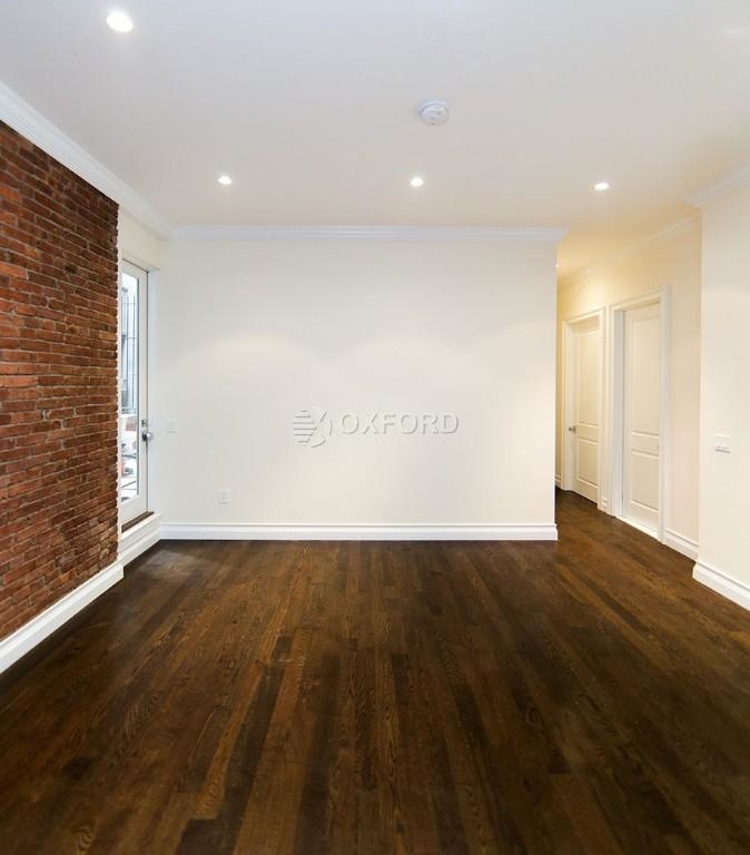 350 Third Avenue - Photo 1