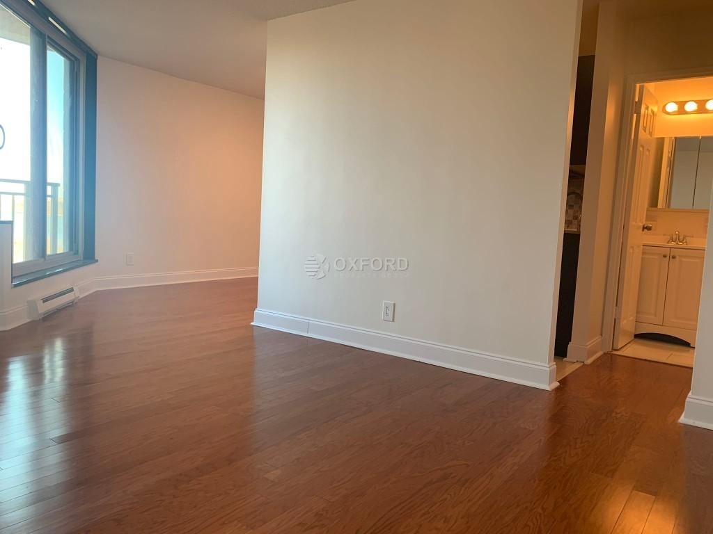 420 east 102nd street - Photo 2