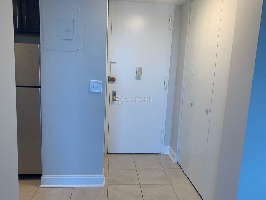 3333 Broadway - Photo 8