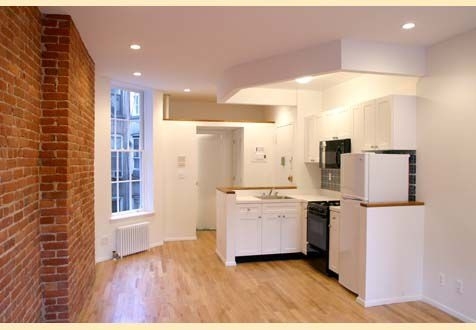 322 EAST 81ST STREET - Photo 1