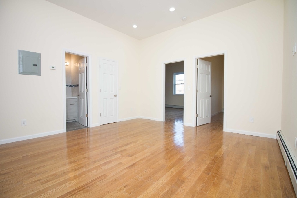 2730 Atlantic Ave - Photo 4