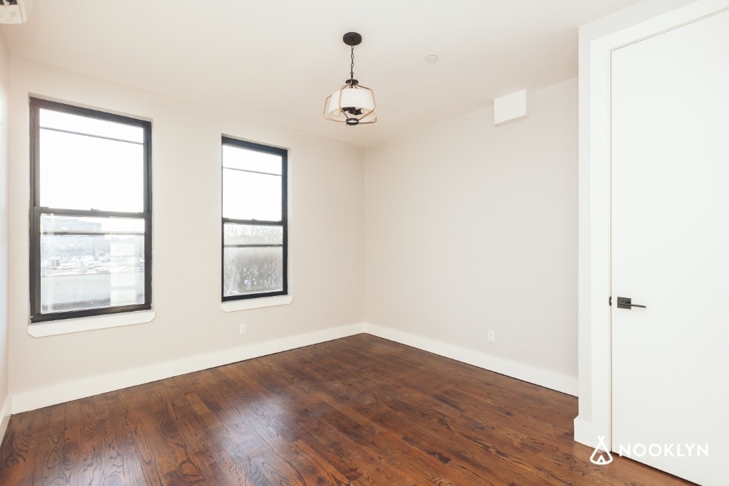 908 bushwick ave - Photo 2