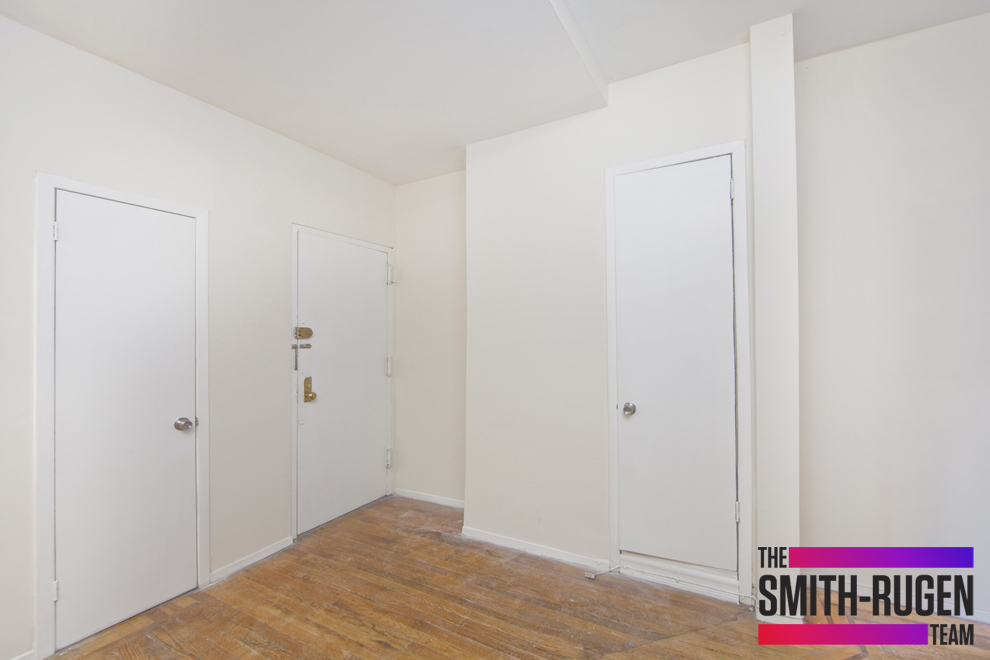 328 W 47th St - Photo 1