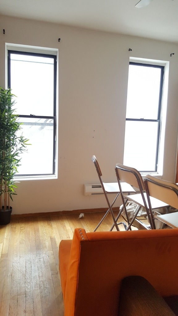 402 East 69 street - Photo 1