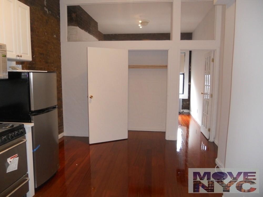 249 E 10th St. - Photo 6