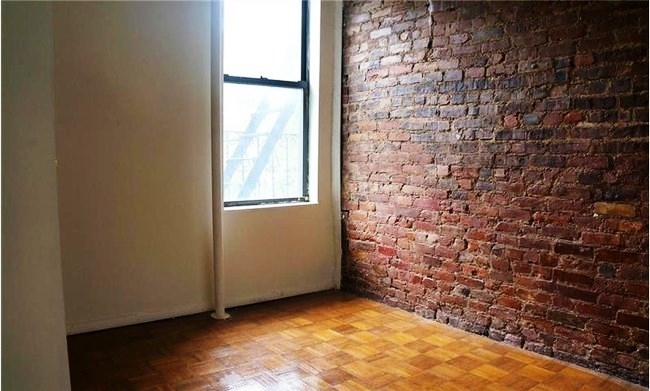 East 19th Street, Apt. 1-D - Photo 2