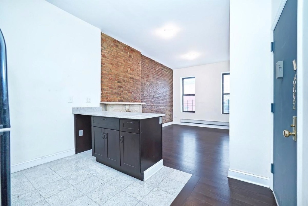 249 East 116th Street - Photo 4