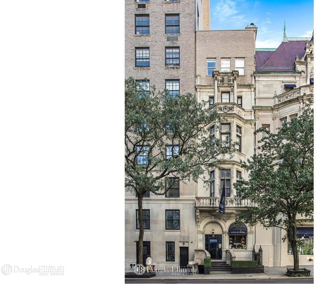 28 East 72nd St - Photo 4