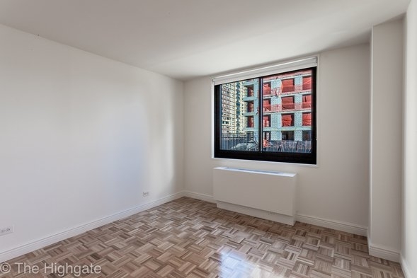 180 East 95th - Photo 1