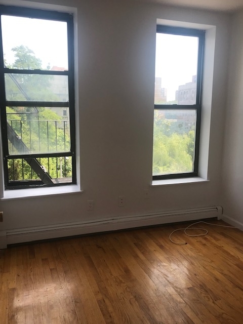 153 Avenue C - Photo 3