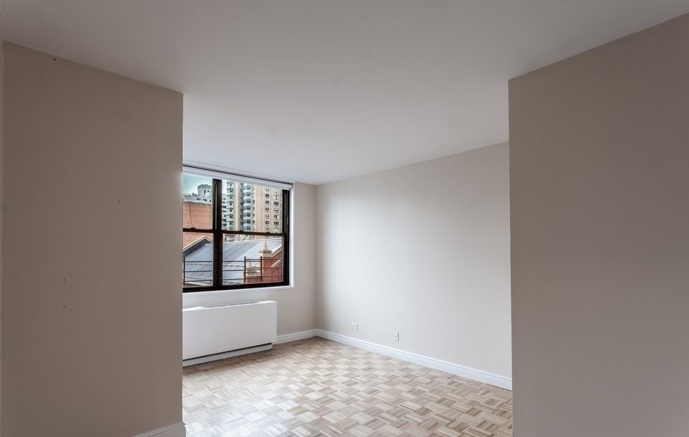 201 East 87th - Photo 6