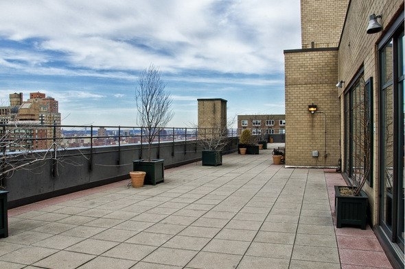 340 East 93rd - Photo 1
