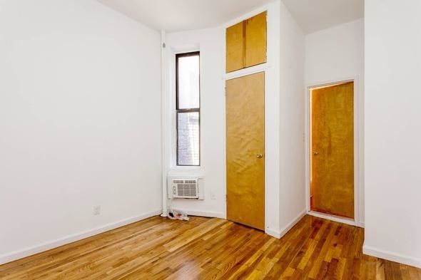 432 East 89th Street - Photo 1