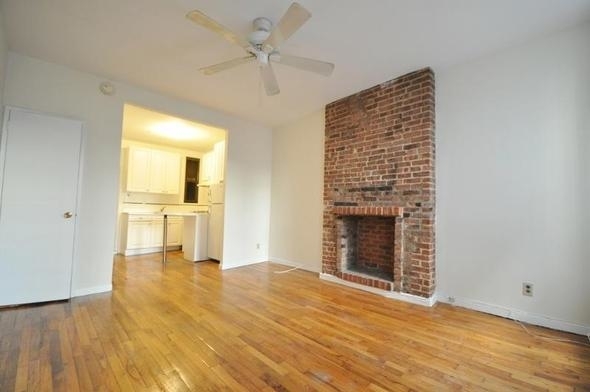 1748 1st Avenue - Photo 2