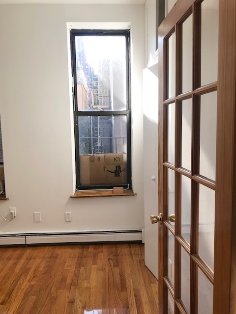 153 Avenue C - Photo 4