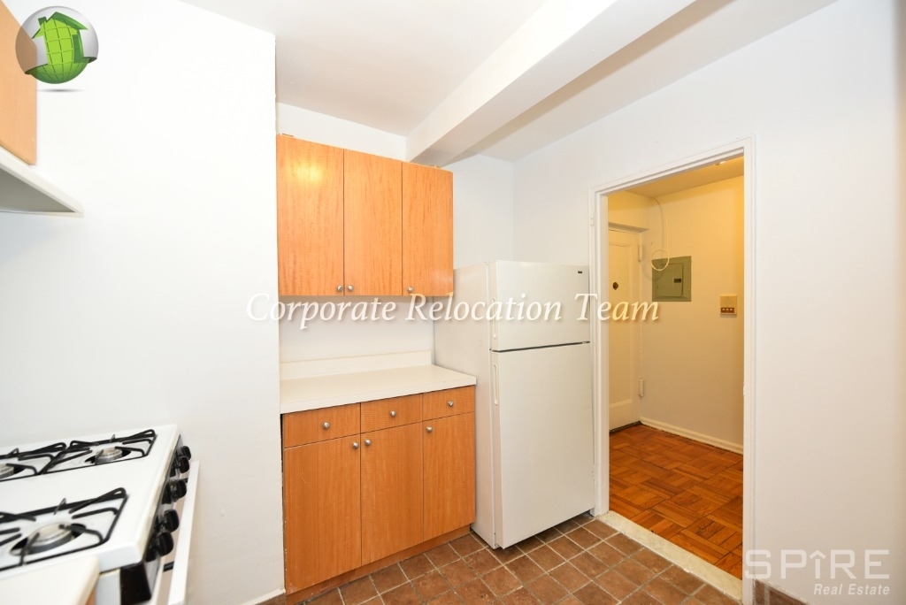 25-14 31st Avenue, Astoria Ny 11106 - Photo 7