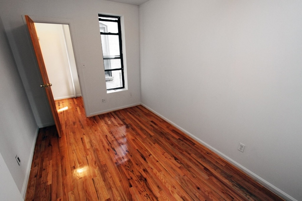  east 63rd  - Photo 1