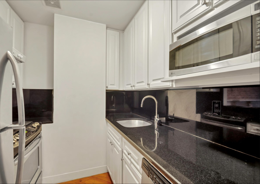 2nd street and 2nd Avenue - Photo 2