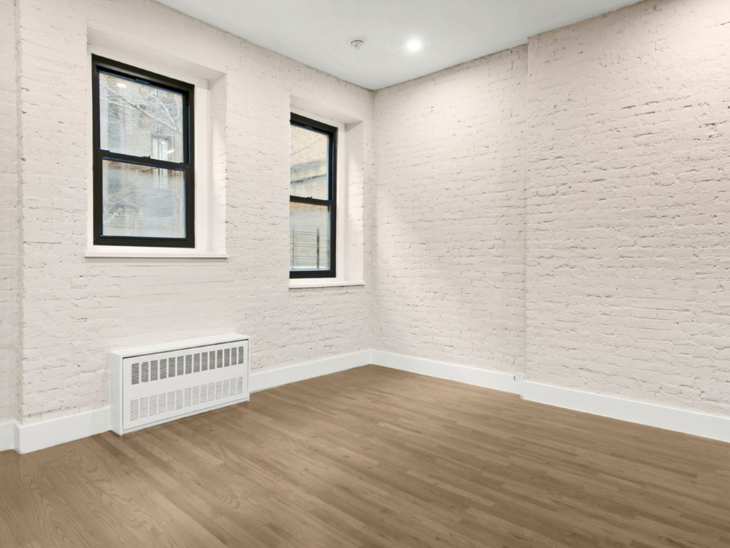  10th & 2nd Avenue  - Photo 4