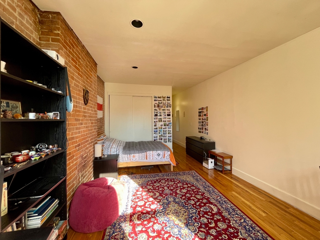 422 East 83rd Street - Photo 2